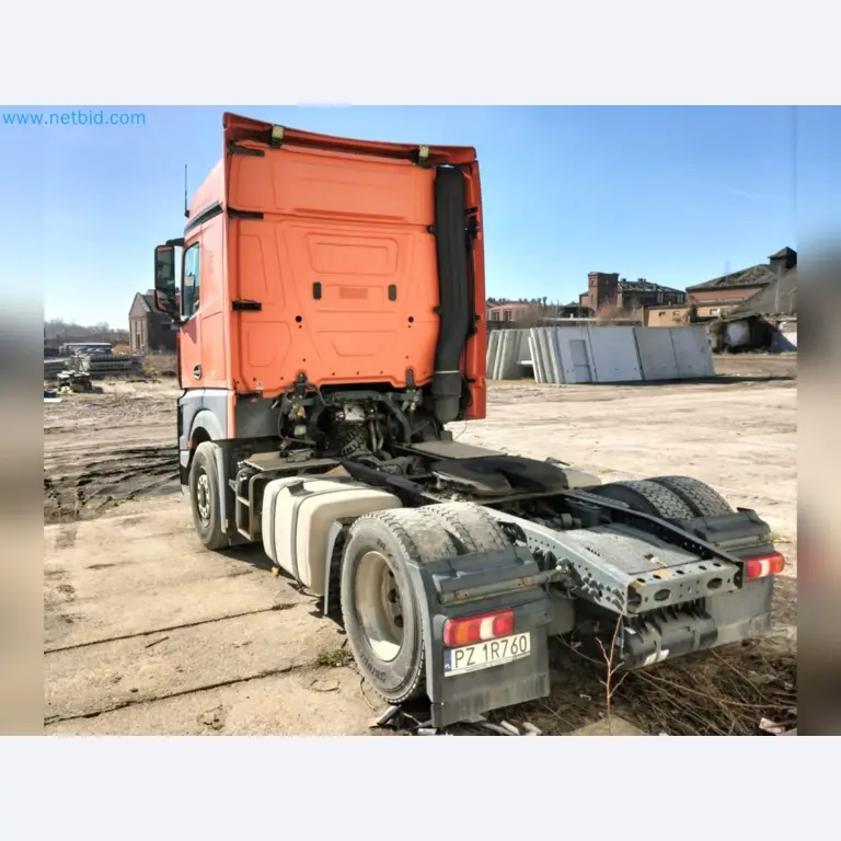 Commercial vehicles-5