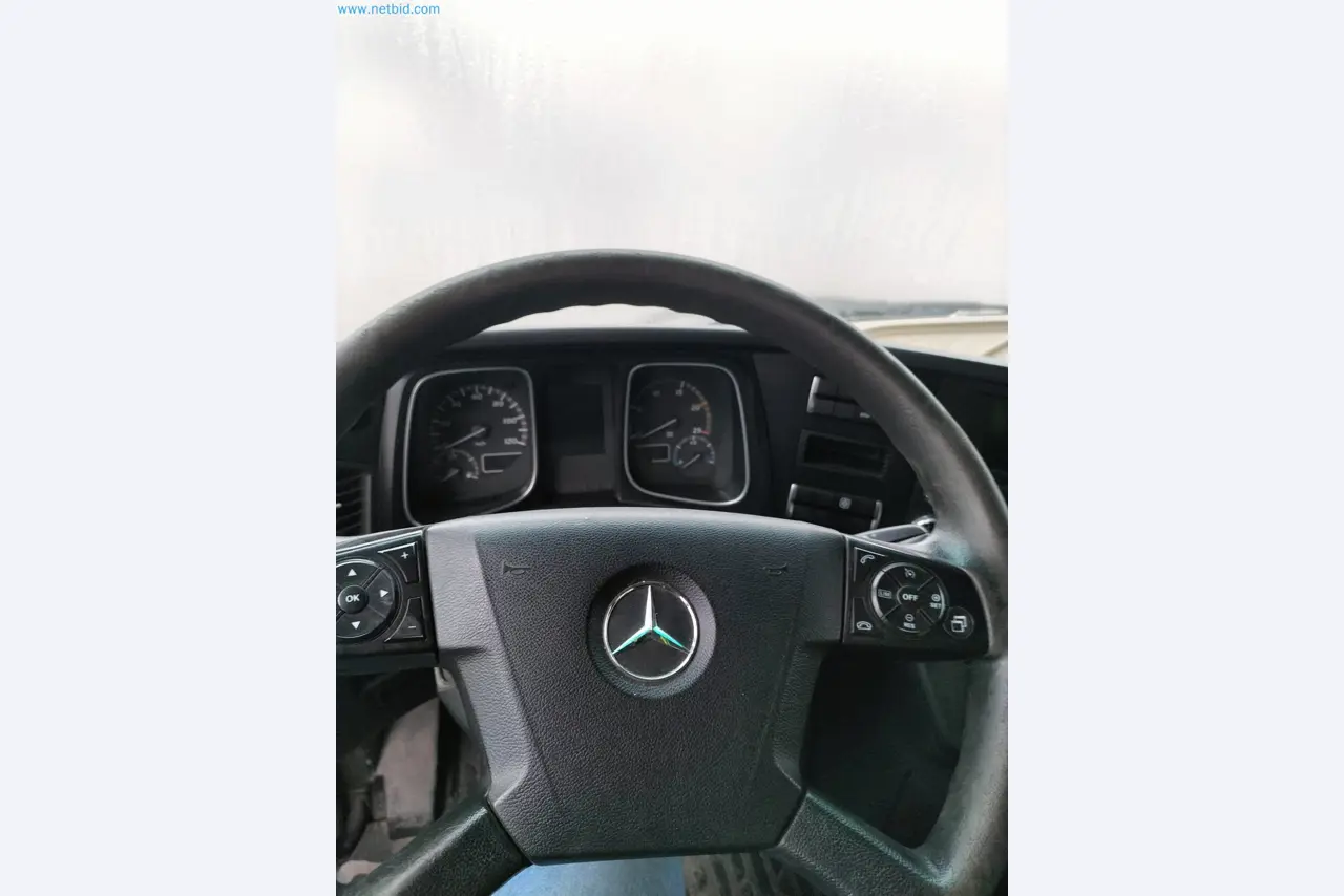 Commercial vehicles-8