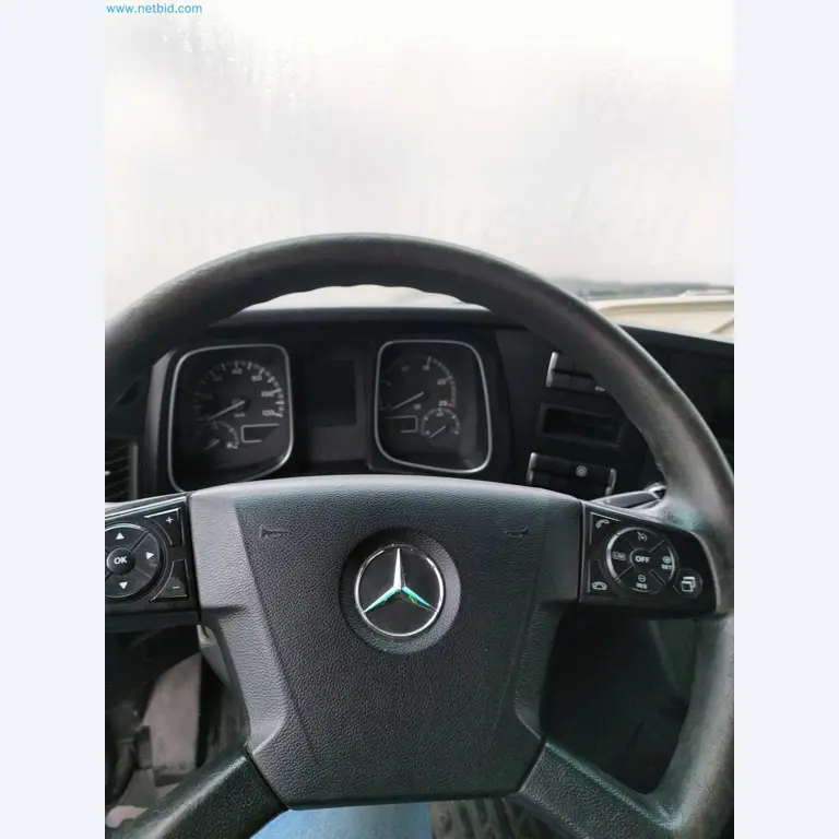 Commercial vehicles-8