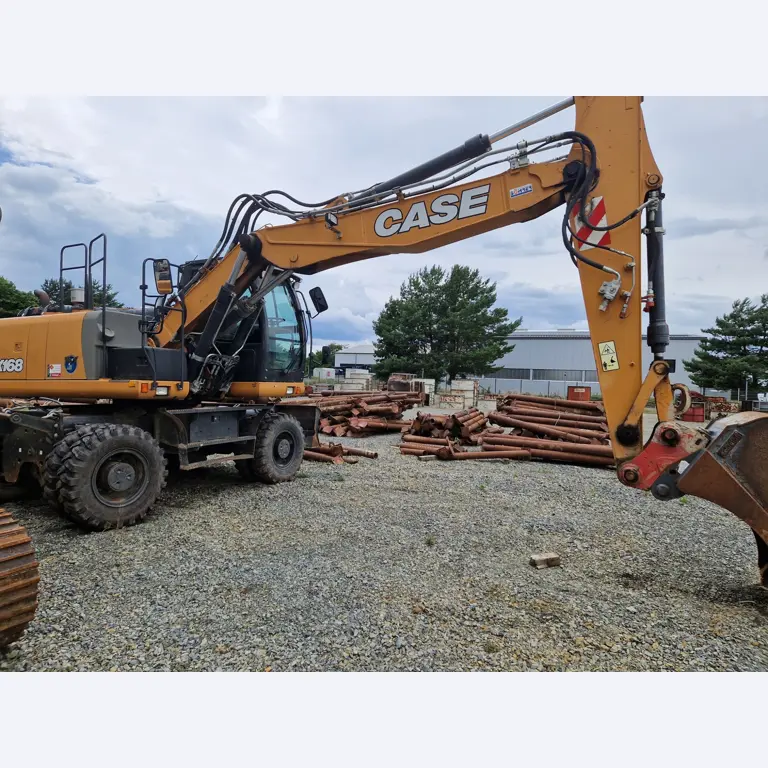 High-quality and technically tested construction machinery, excavators and attachments for professional overhead line and energy infrastructure construction from EQOS Energie-4