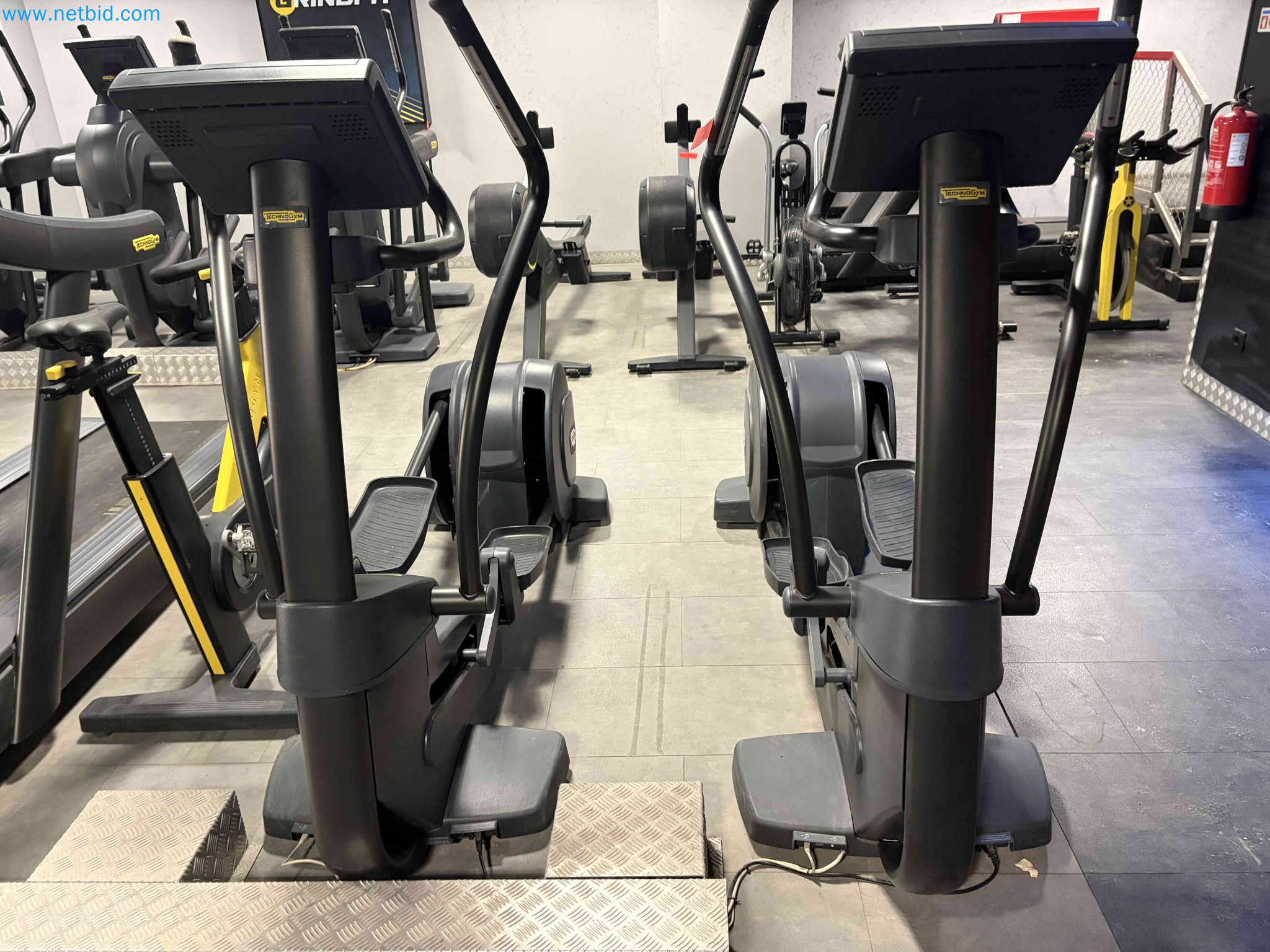 Auction of Used Technogym Gym Equipment – Professional Fitness Machines-10