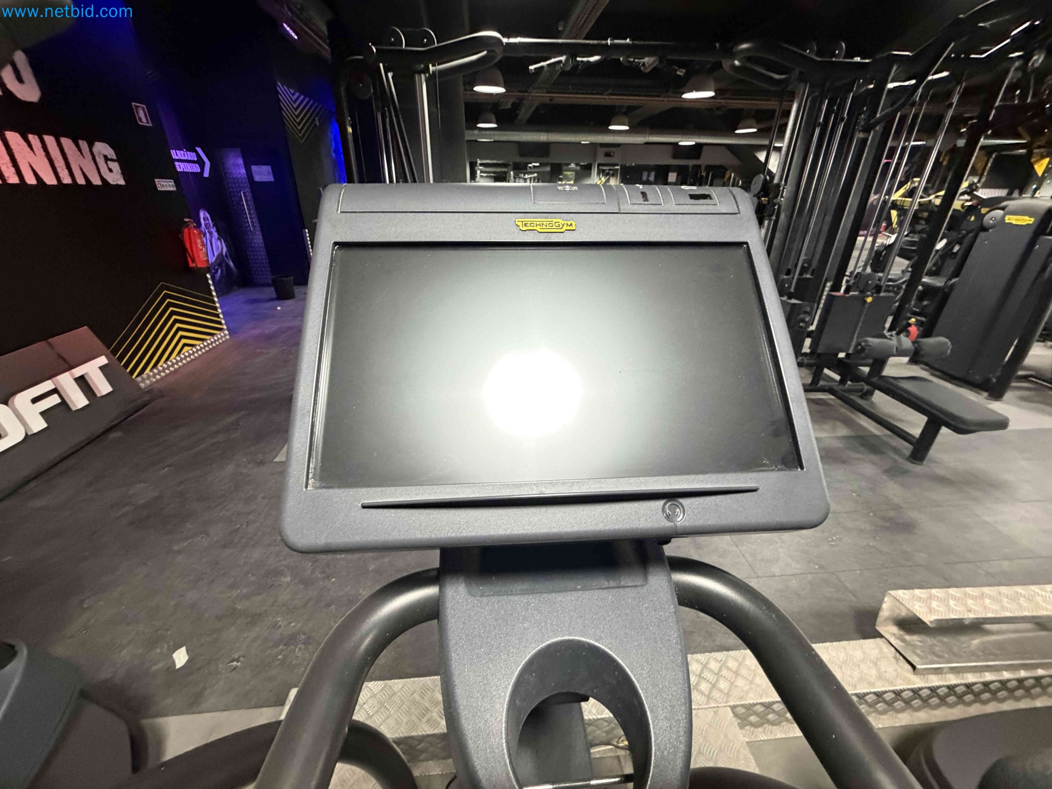 Auction of Used Technogym Gym Equipment – Professional Fitness Machines-5