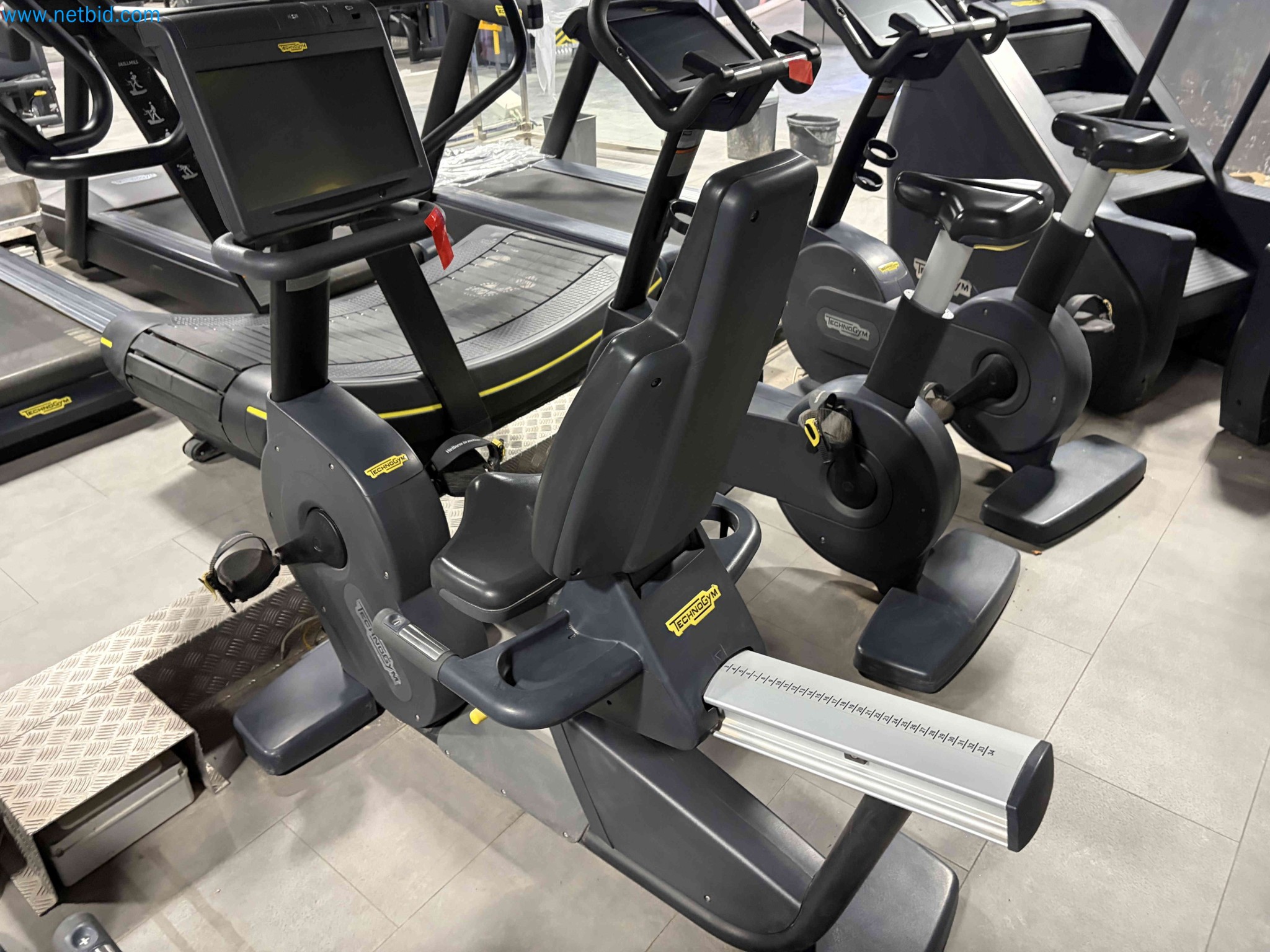 Auction of Used Technogym Gym Equipment – Professional Fitness Machines-18