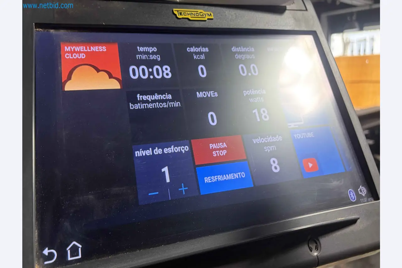 Aukcja używanego sprzętu fitness Technogym - Profesjonalny sprzęt fitness-10