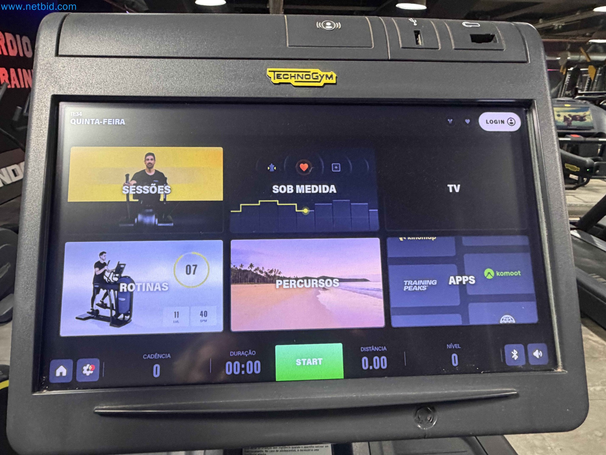 Auction of Used Technogym Gym Equipment – Professional Fitness Machines-14