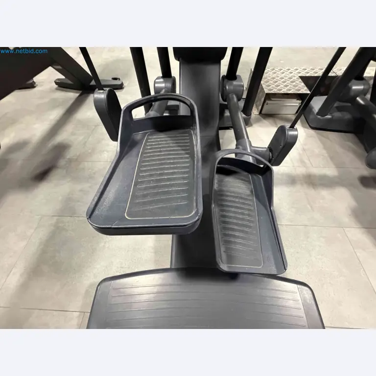 Auction of Used Technogym Gym Equipment – Professional Fitness Machines-8