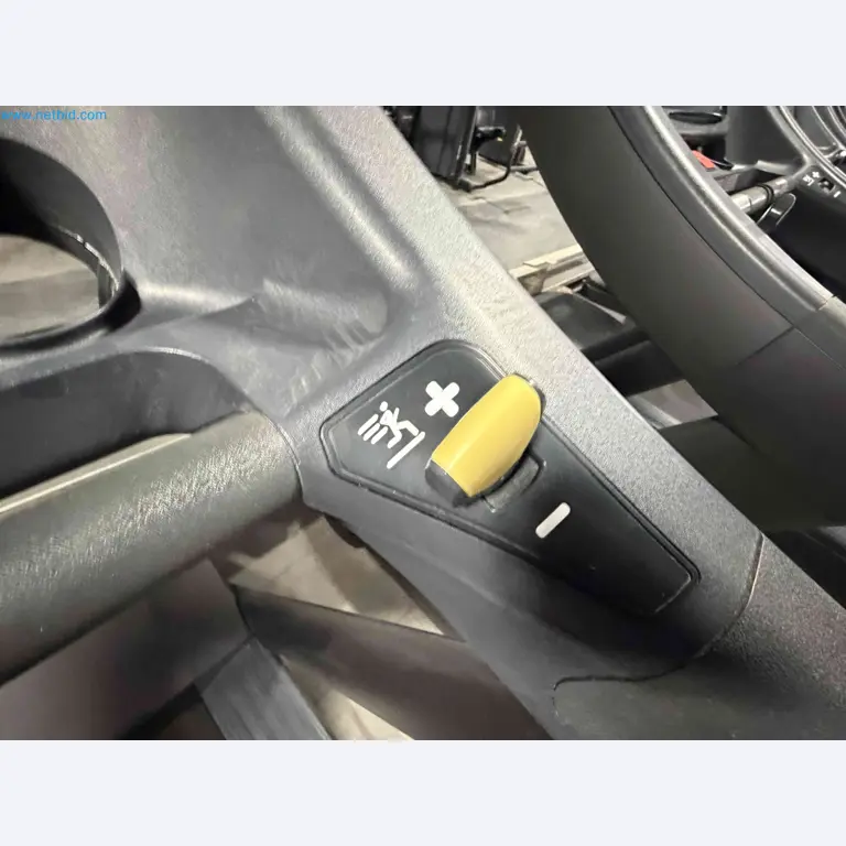 Auktion von gebrauchten Technogym-Fitnessgeräten – Professionelle Fitnessgeräte-12