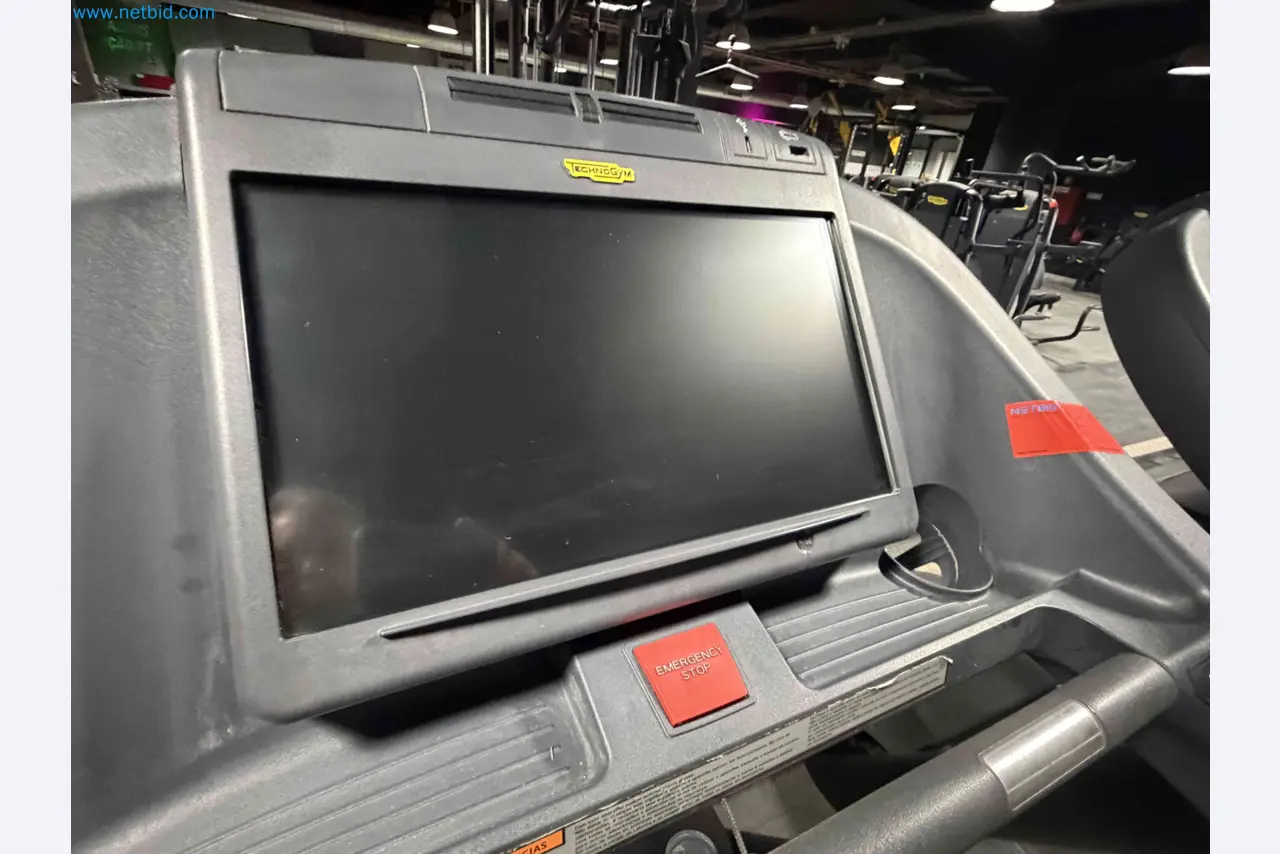 Auktion von gebrauchten Technogym-Fitnessgeräten – Professionelle Fitnessgeräte-10