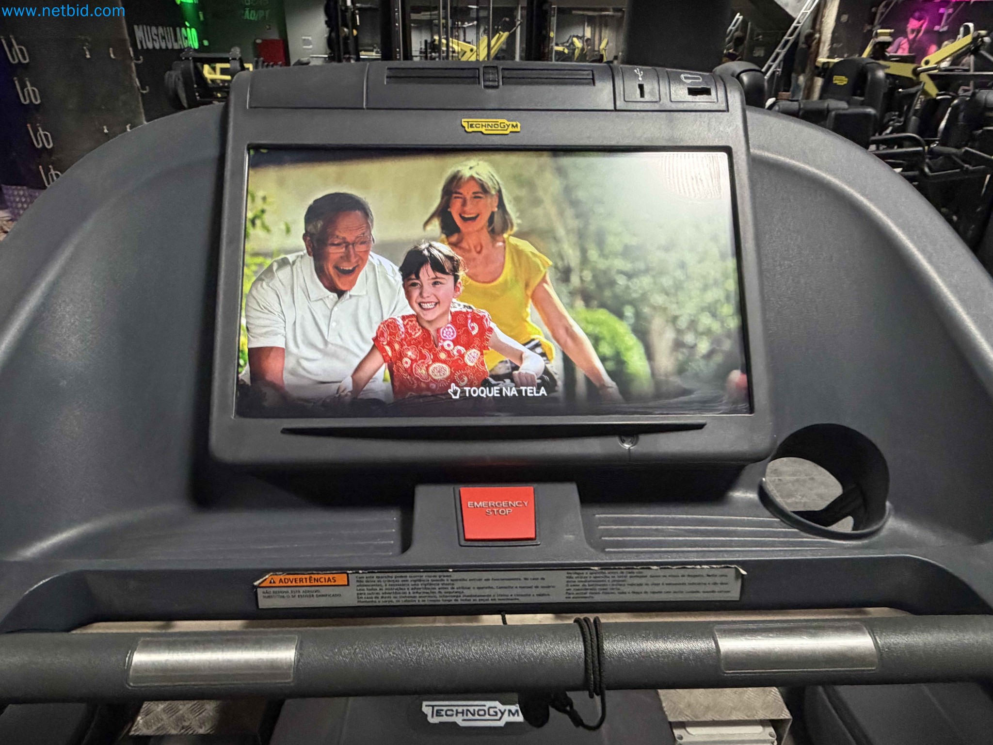 Auction of Used Technogym Gym Equipment – Professional Fitness Machines-15