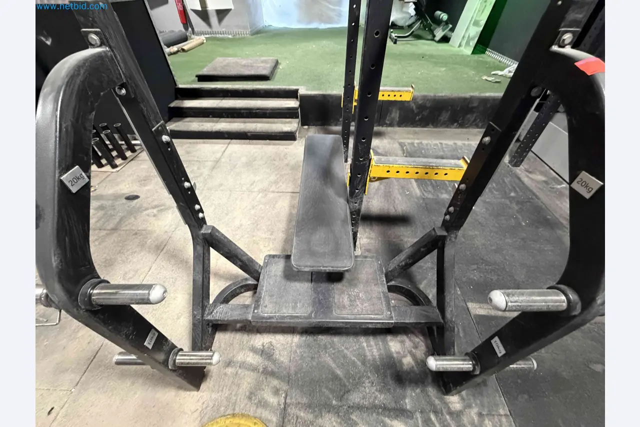 Auction of Used Technogym Gym Equipment – Professional Fitness Machines-8