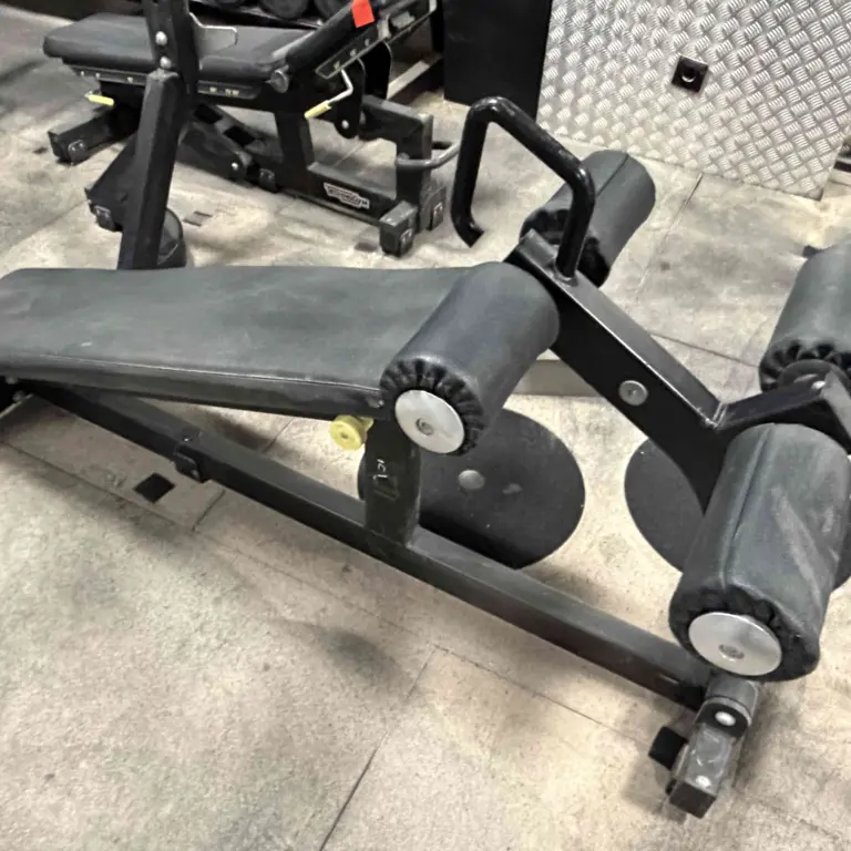 Olympic Bench with Plate Storage TECHNOGYM Olympic Incline Bench Pure Strength