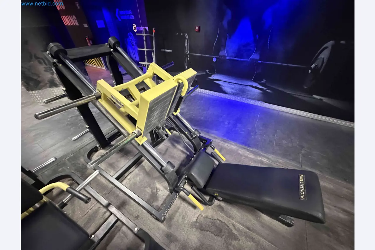 Auktion von gebrauchten Technogym-Fitnessgeräten – Professionelle Fitnessgeräte-20