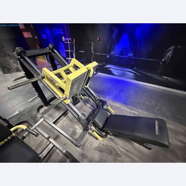 Auktion von gebrauchten Technogym-Fitnessgeräten – Professionelle Fitnessgeräte-20