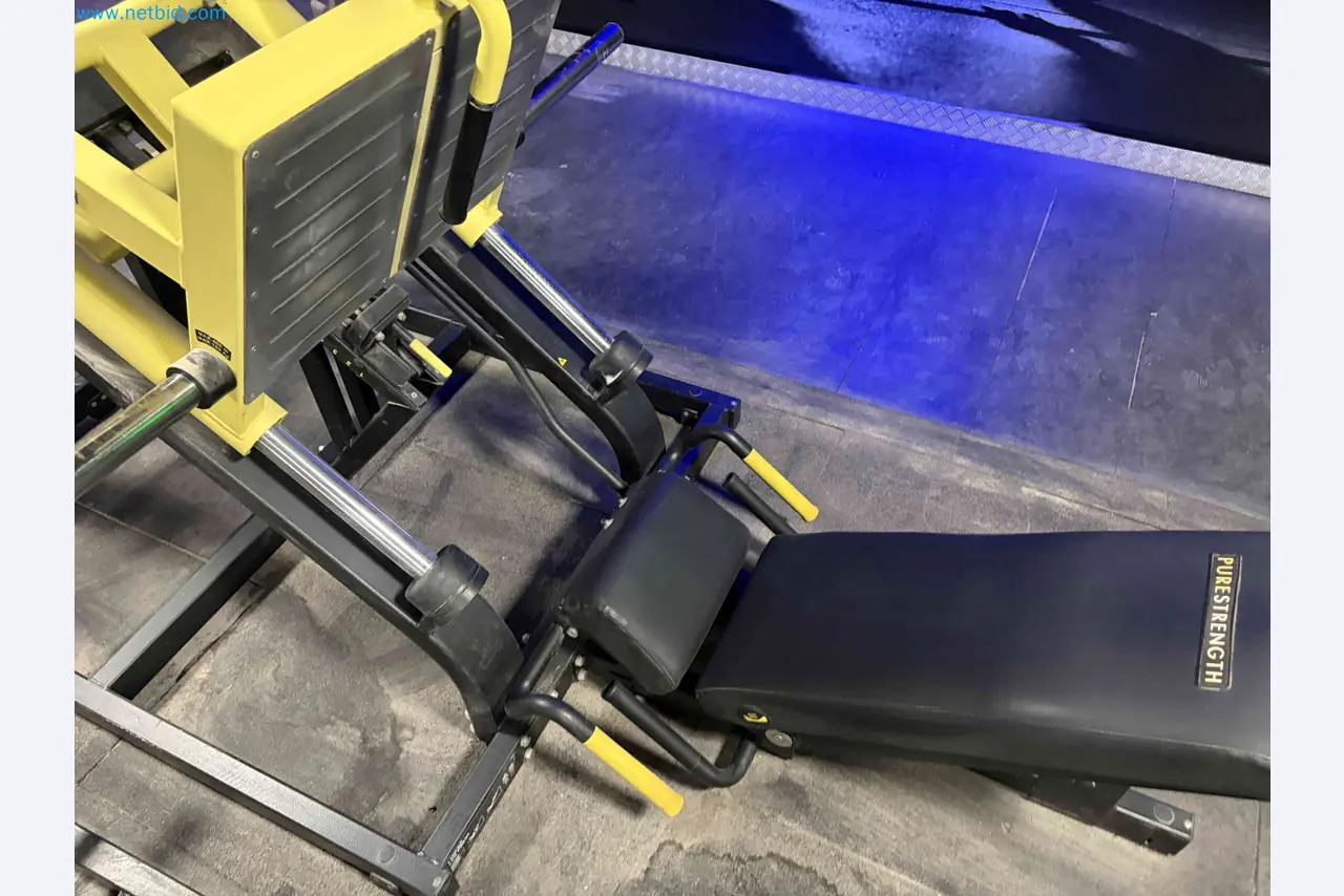 Auktion von gebrauchten Technogym-Fitnessgeräten – Professionelle Fitnessgeräte-22