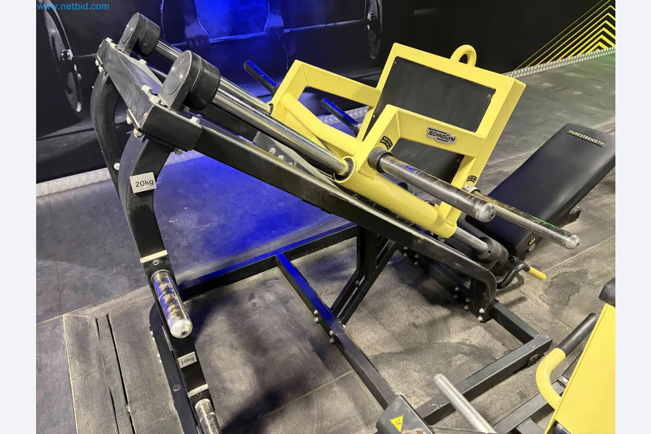 Auktion von gebrauchten Technogym-Fitnessgeräten – Professionelle Fitnessgeräte-3
