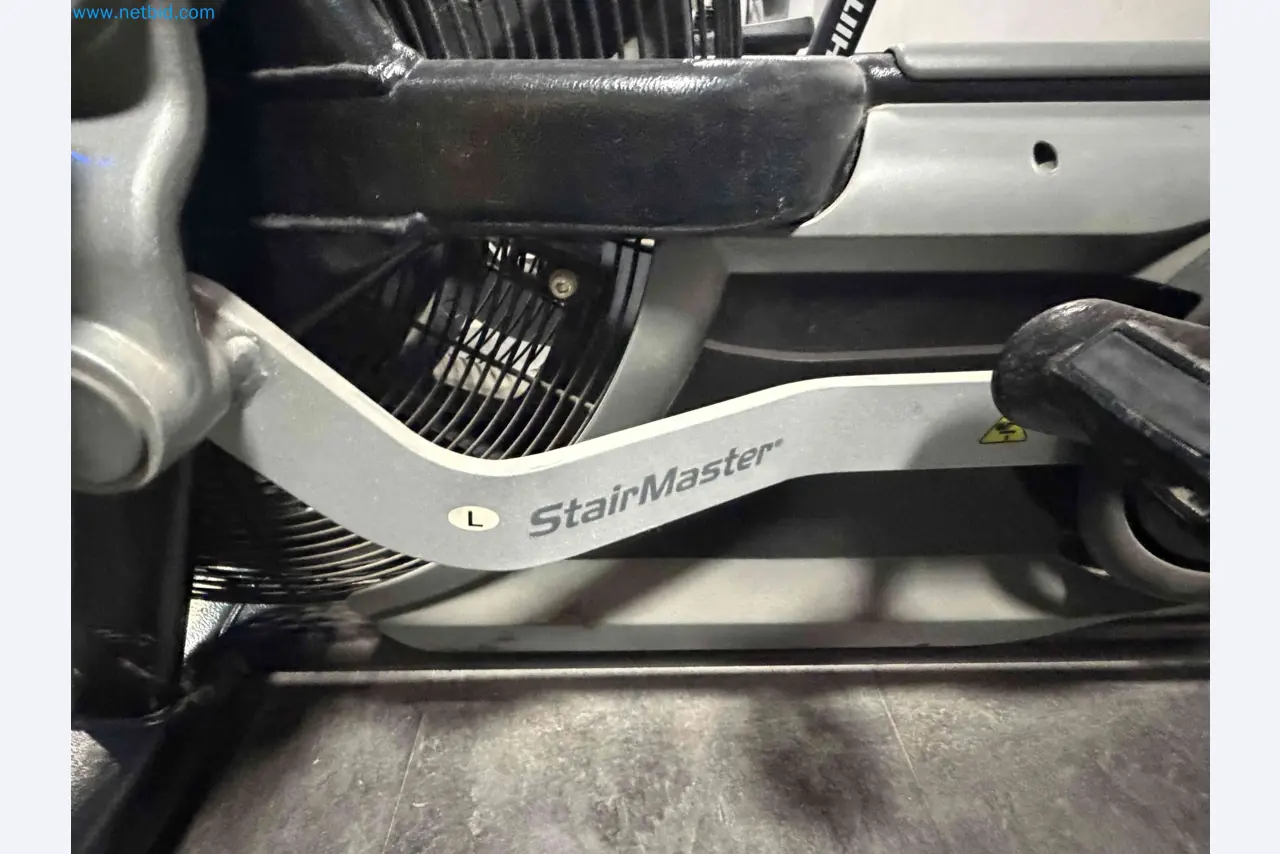 Subasta de Equipos de Gimnasio Technogym Usados – Máquinas Fitness Profesionales-12