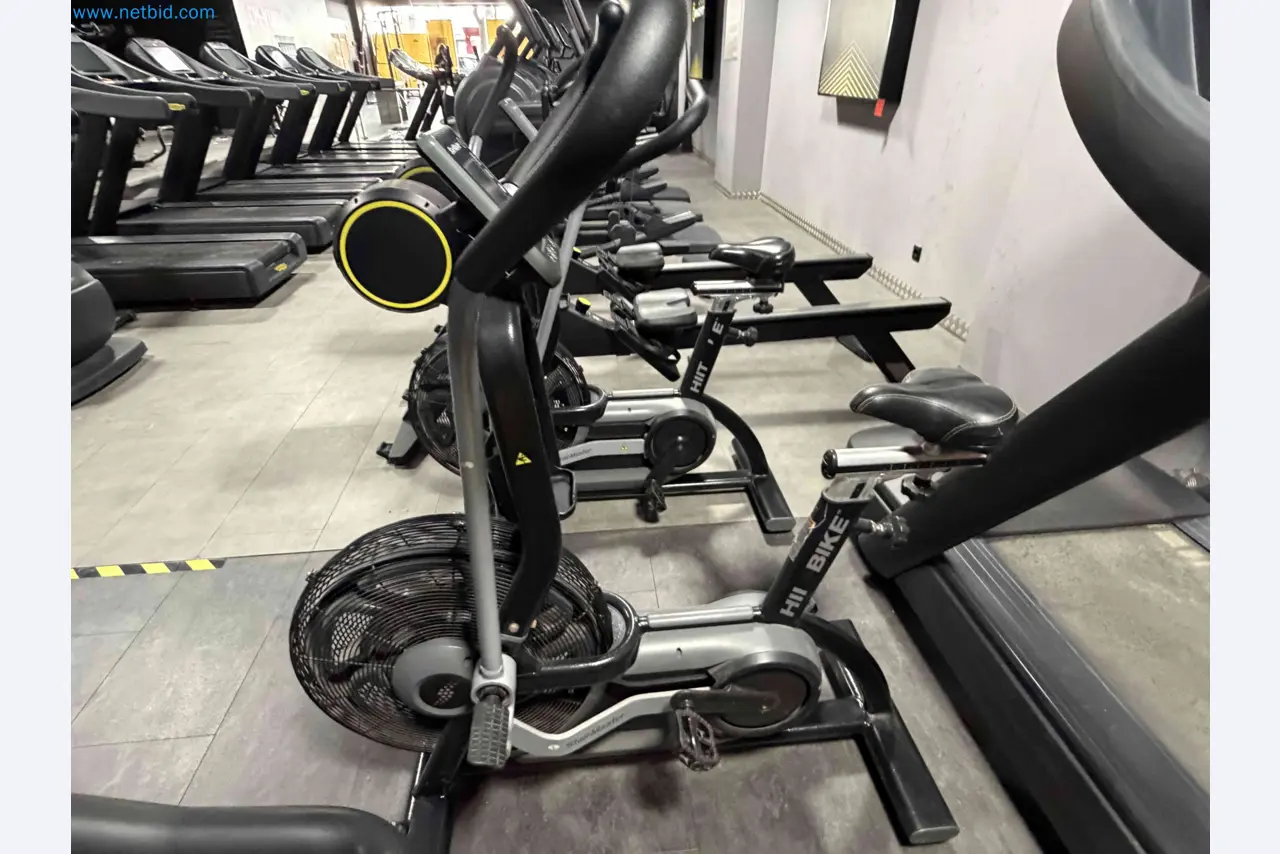 Subasta de Equipos de Gimnasio Technogym Usados – Máquinas Fitness Profesionales-3