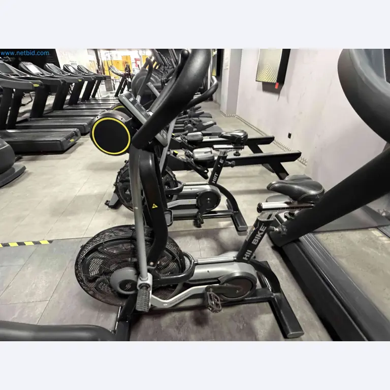 Subasta de Equipos de Gimnasio Technogym Usados – Máquinas Fitness Profesionales-3