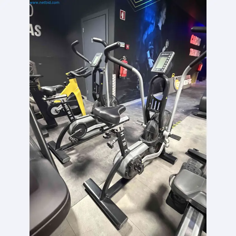 Subasta de Equipos de Gimnasio Technogym Usados – Máquinas Fitness Profesionales-8