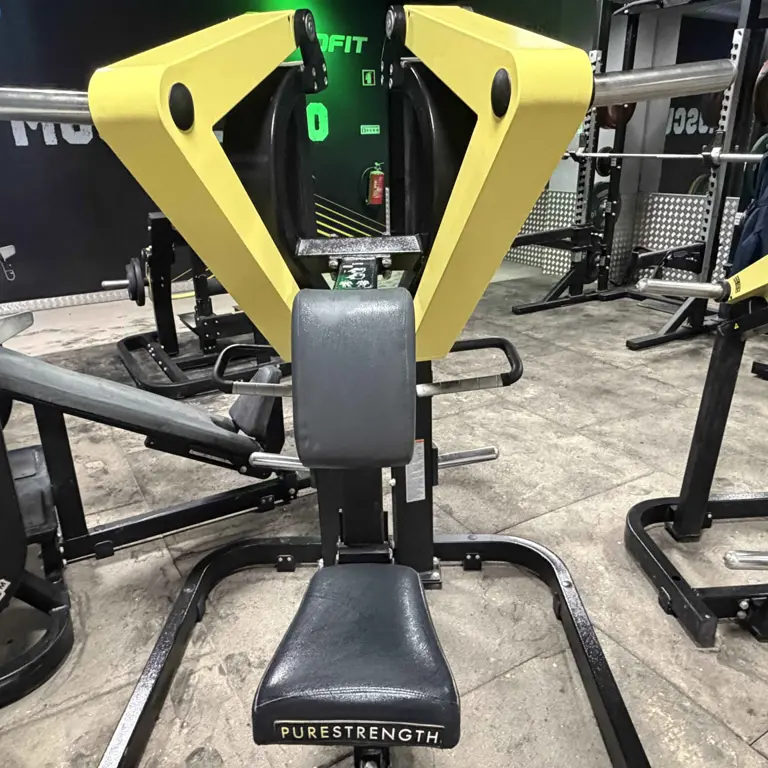 Low Row TECHNOGYM PureStrength