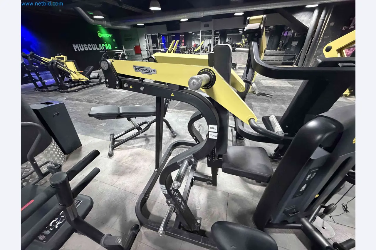 Auction of Used Technogym Gym Equipment – Professional Fitness Machines-1