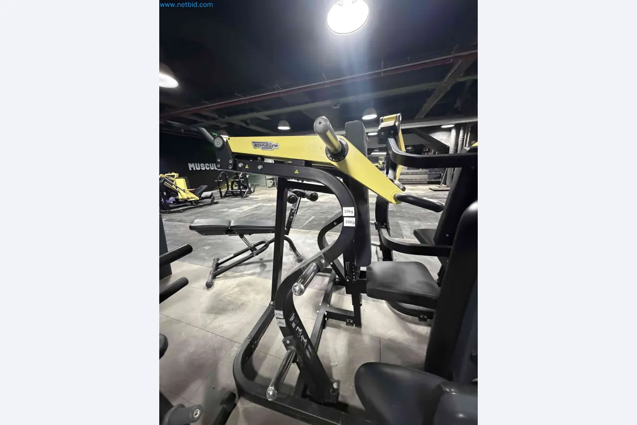 Auction of Used Technogym Gym Equipment – Professional Fitness Machines-2