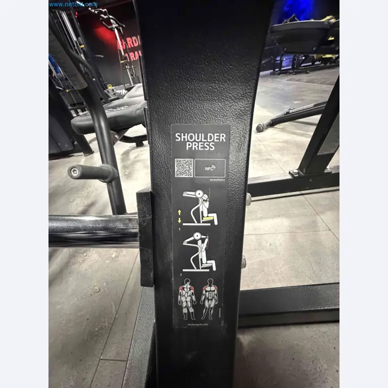 Auction of Used Technogym Gym Equipment – Professional Fitness Machines-3