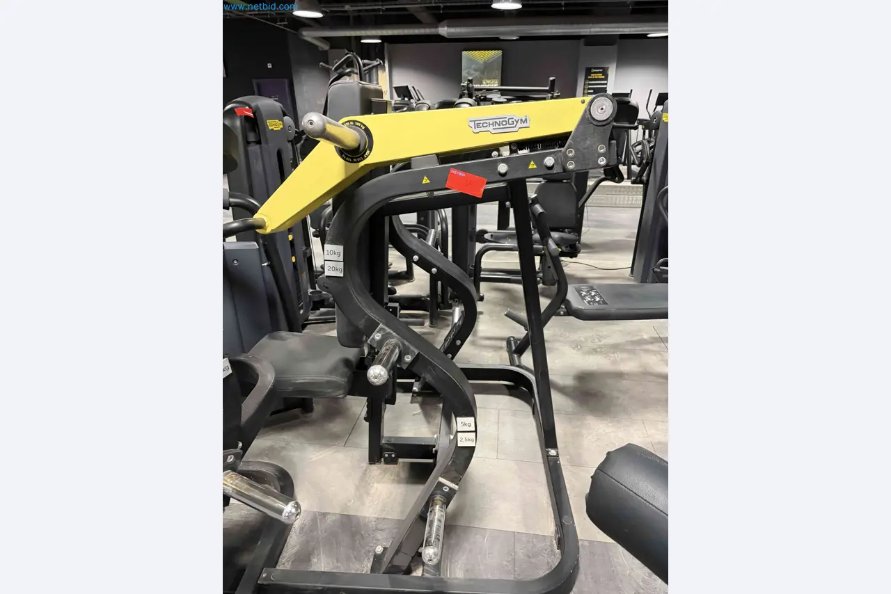 Auction of Used Technogym Gym Equipment – Professional Fitness Machines-9