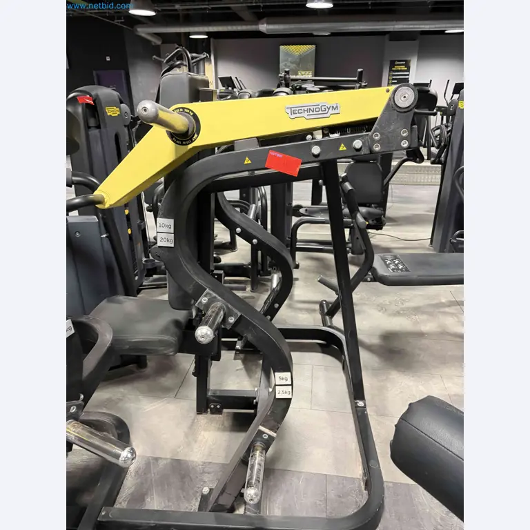 Auction of Used Technogym Gym Equipment – Professional Fitness Machines-9
