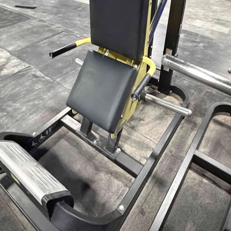 Calf Machine TECHNOGYM PureStrength