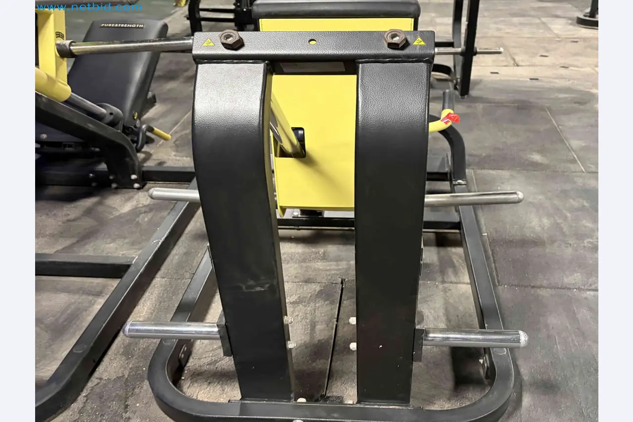 Leilão de Equipamentos de Ginásio Technogym Usados – Máquinas de Fitness Profissionais-5