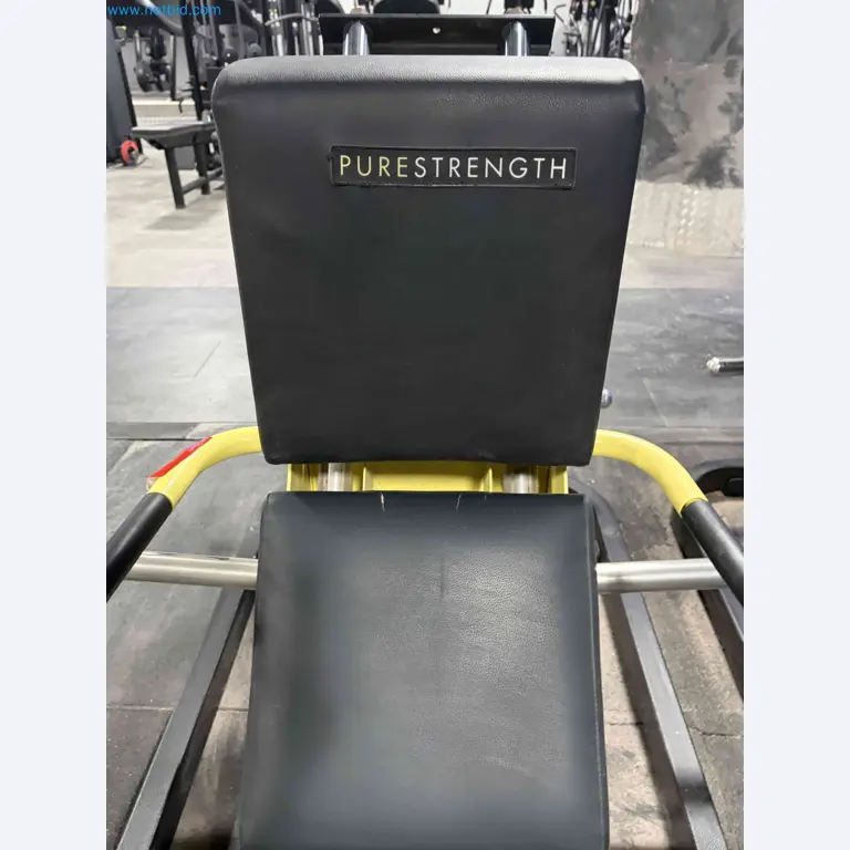 Leilão de Equipamentos de Ginásio Technogym Usados – Máquinas de Fitness Profissionais-9