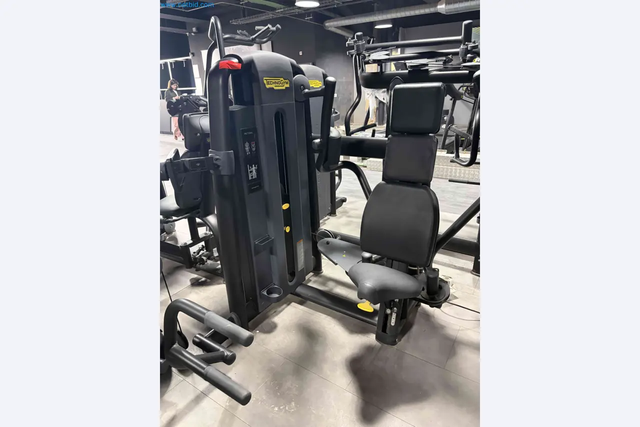 Dražba rabljene fitnes opreme Technogym - Profesionalna fitnes oprema-1
