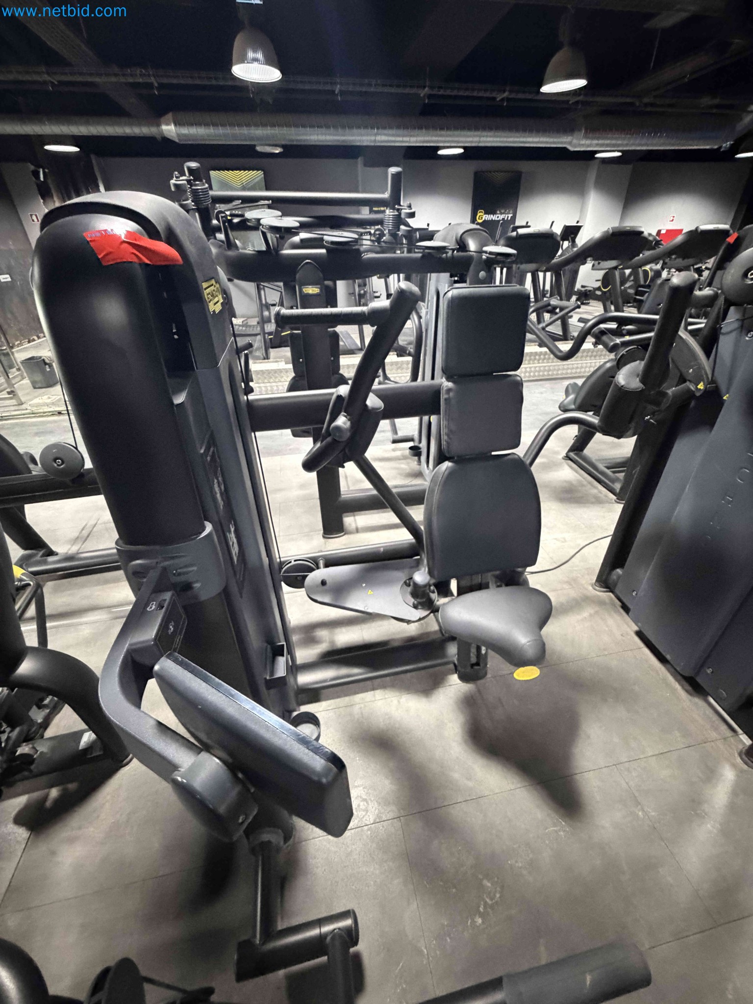 Auction of Used Technogym Gym Equipment – Professional Fitness Machines-4