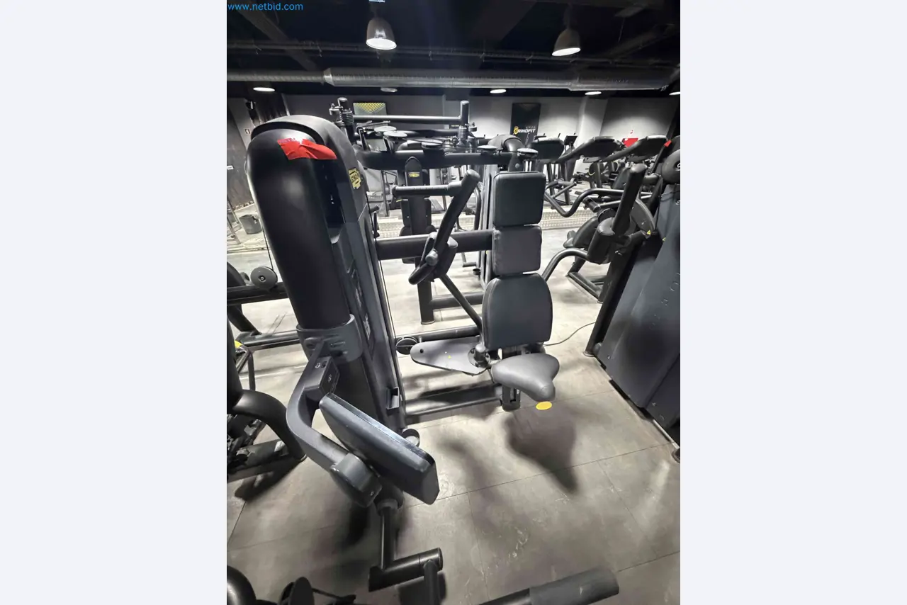 Dražba rabljene fitnes opreme Technogym - Profesionalna fitnes oprema-4