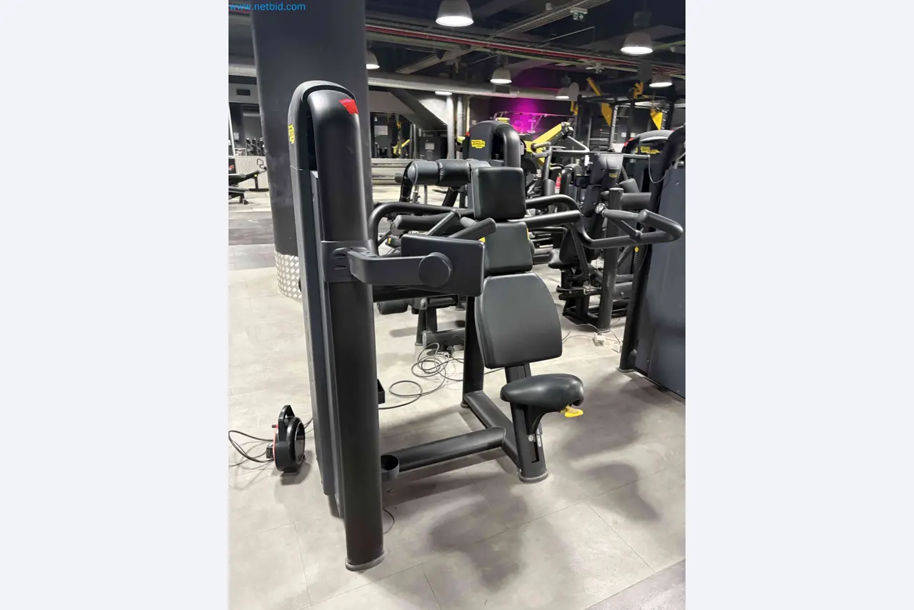 Auction of Used Technogym Gym Equipment – Professional Fitness Machines-3