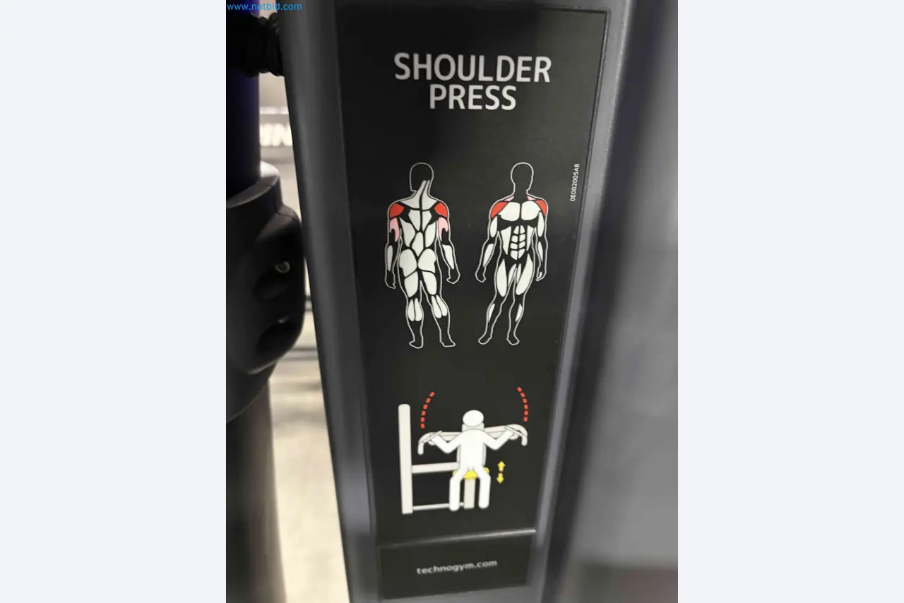 Auction of Used Technogym Gym Equipment – Professional Fitness Machines-4