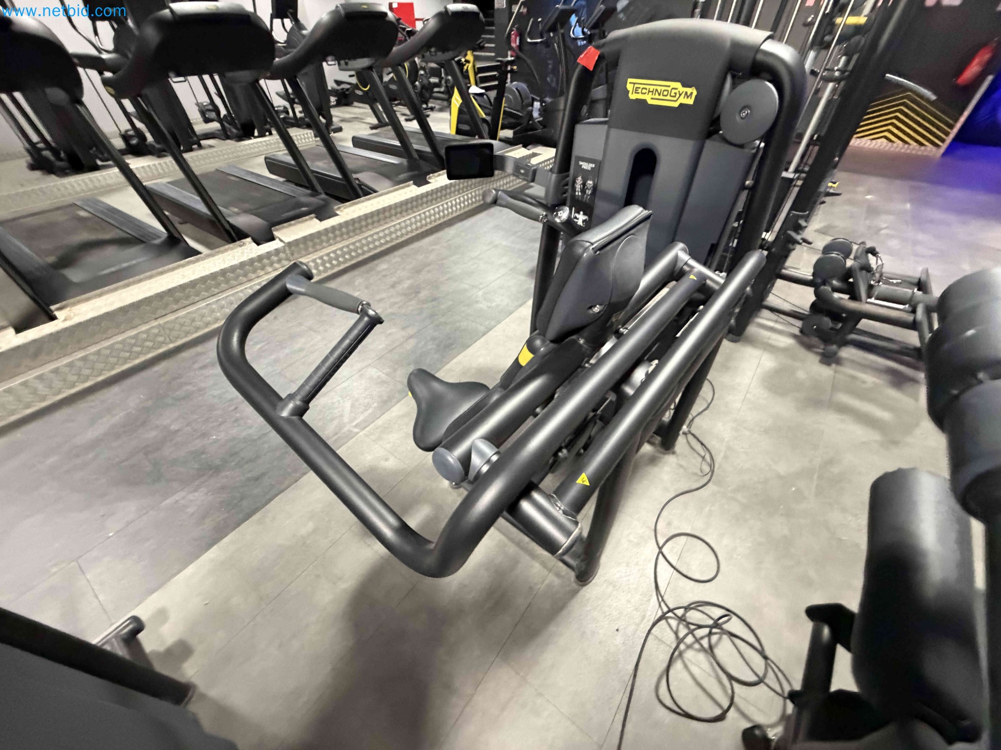 Auction of Used Technogym Gym Equipment – Professional Fitness Machines-7