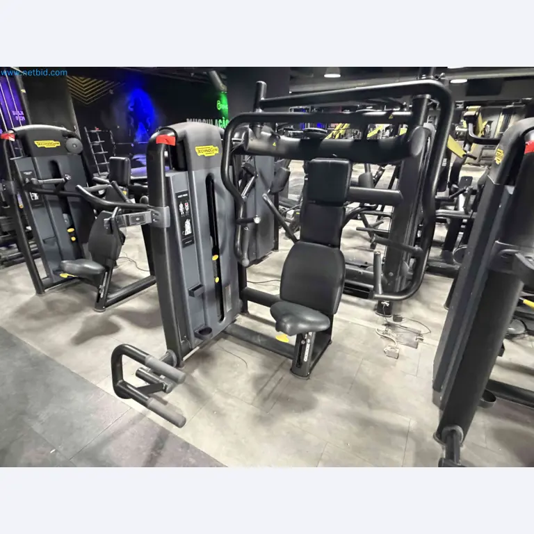 Leilão de Equipamentos de Ginásio Technogym Usados – Máquinas de Fitness Profissionais-1