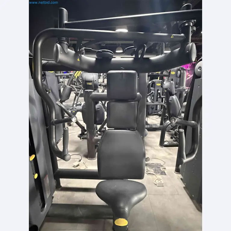 Leilão de Equipamentos de Ginásio Technogym Usados – Máquinas de Fitness Profissionais-5