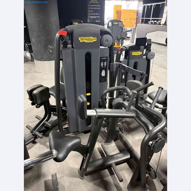 Leilão de Equipamentos de Ginásio Technogym Usados – Máquinas de Fitness Profissionais-1