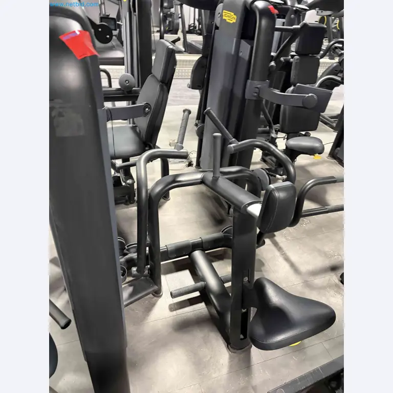 Leilão de Equipamentos de Ginásio Technogym Usados – Máquinas de Fitness Profissionais-7