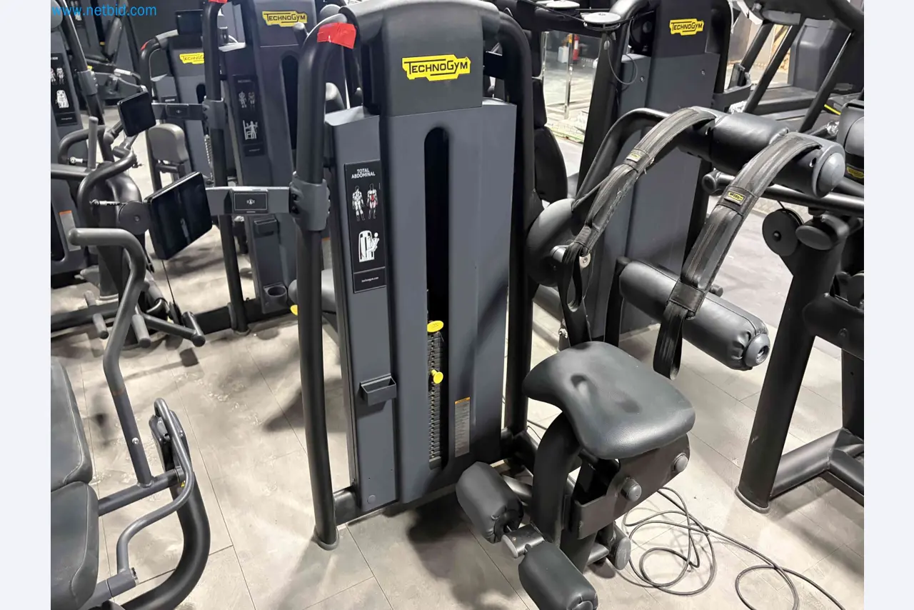 Aukcja używanego sprzętu fitness Technogym - Profesjonalny sprzęt fitness-1