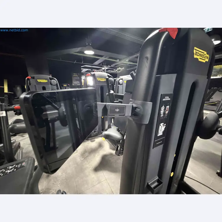 Aukcja używanego sprzętu fitness Technogym - Profesjonalny sprzęt fitness-5