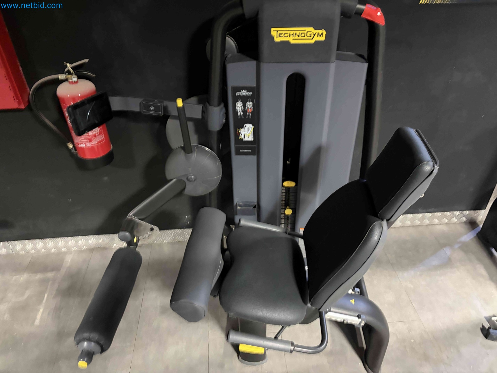 Auction of Used Technogym Gym Equipment – Professional Fitness Machines-7
