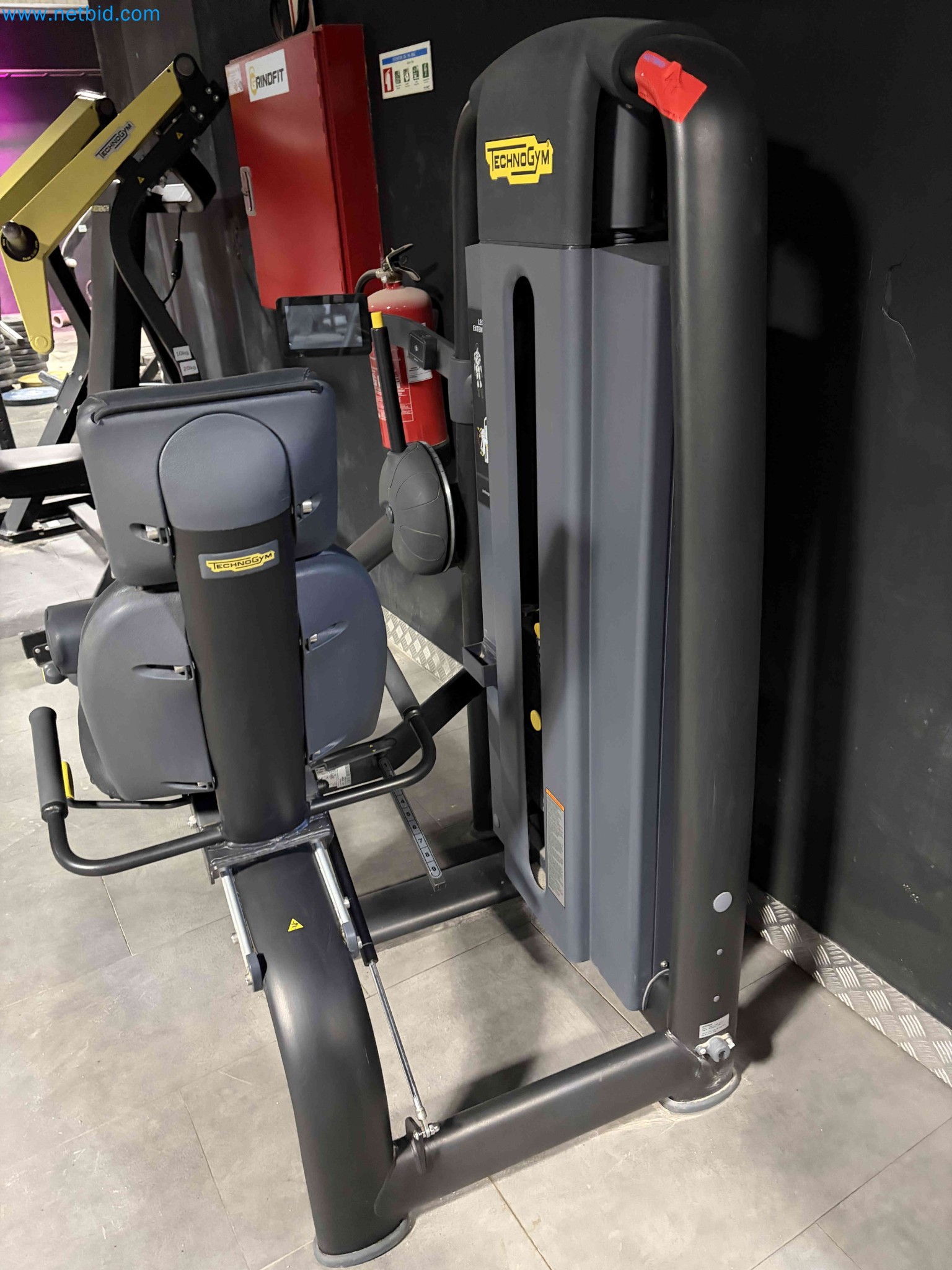 Auction of Used Technogym Gym Equipment – Professional Fitness Machines-8