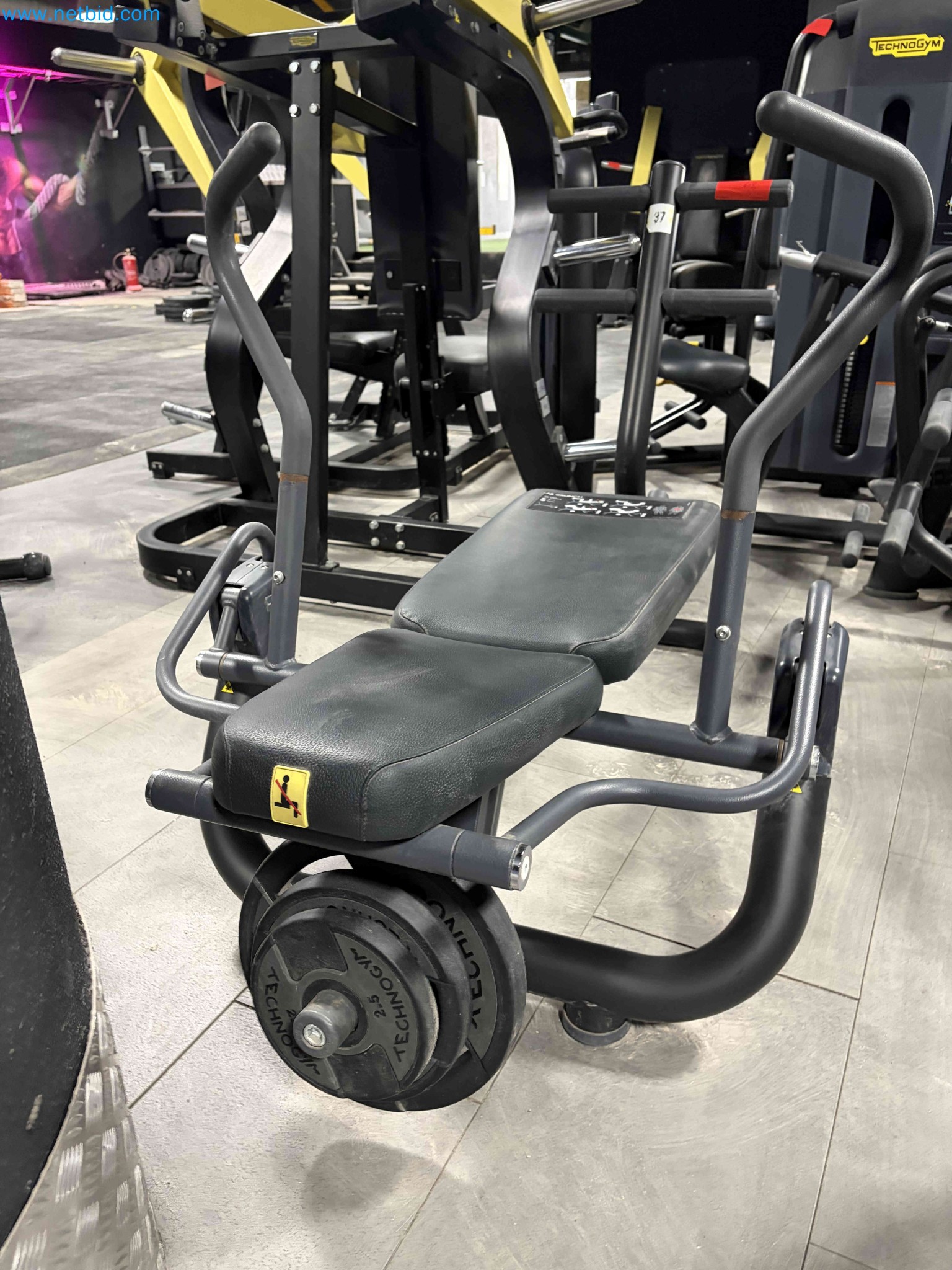 Auction of Used Technogym Gym Equipment – Professional Fitness Machines-2