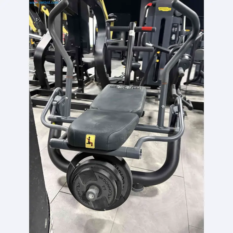 Auktion von gebrauchten Technogym-Fitnessgeräten – Professionelle Fitnessgeräte-3