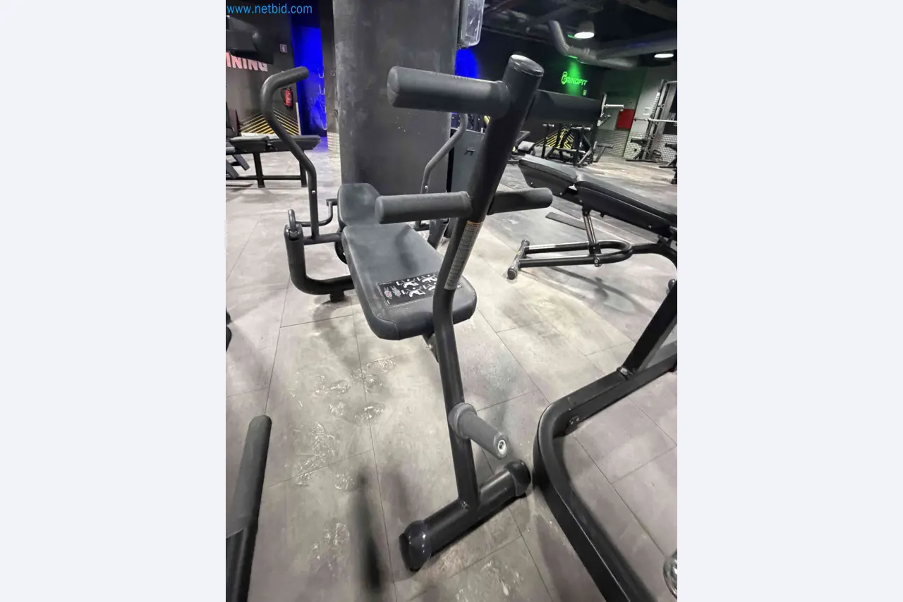 Auktion von gebrauchten Technogym-Fitnessgeräten – Professionelle Fitnessgeräte-5