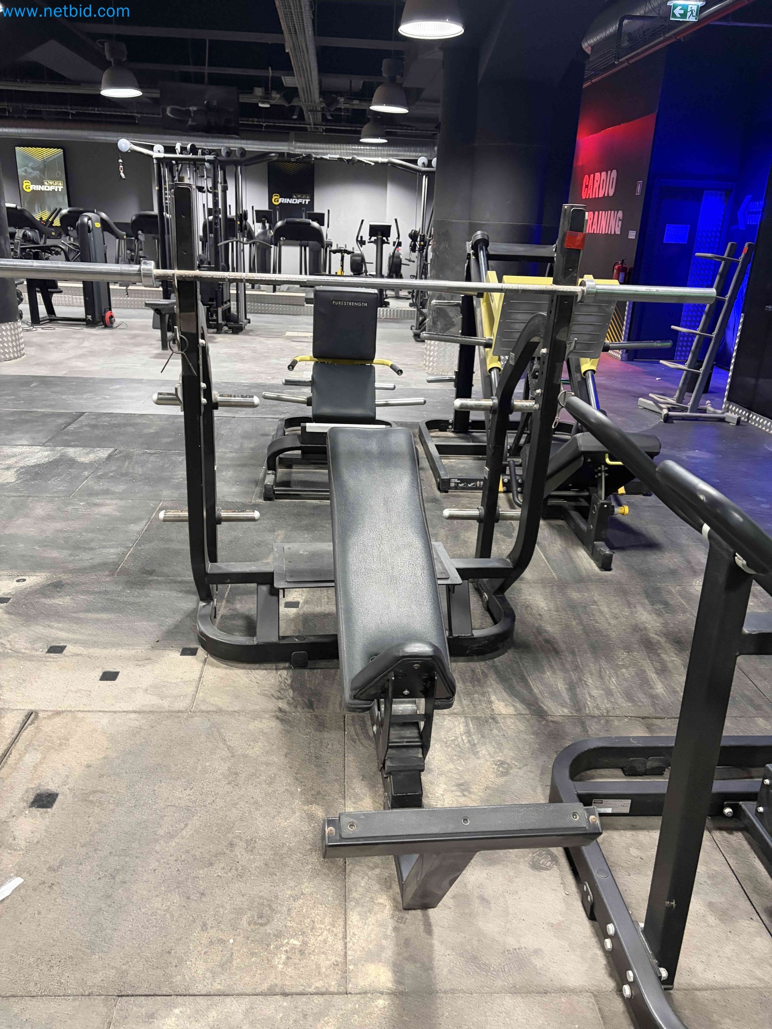 Auction of Used Technogym Gym Equipment – Professional Fitness Machines-2